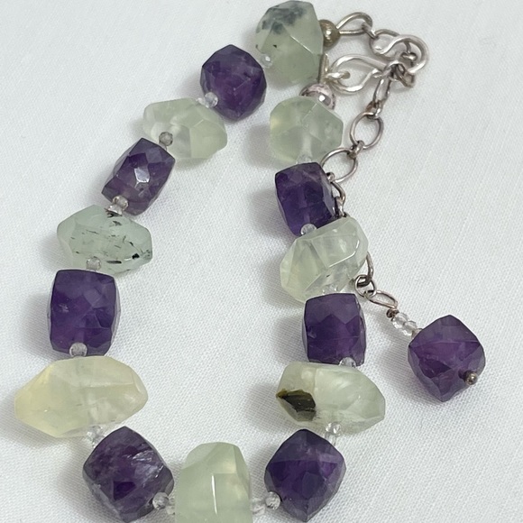 Amethyst and Prehnite bracelet - Picture 5 of 5